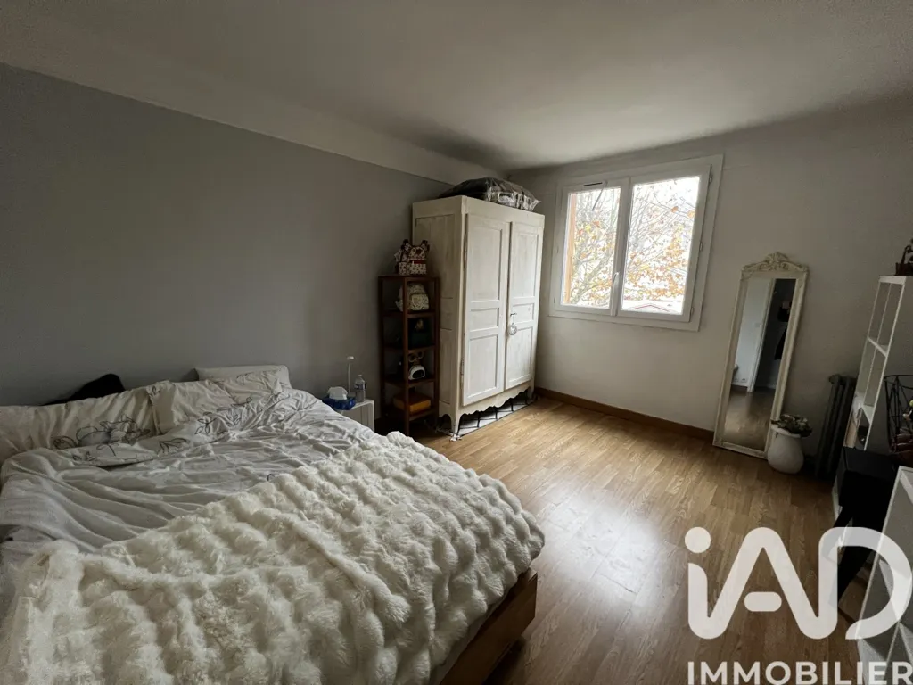 Chambres - Appartement avec Balcon à Montmorency