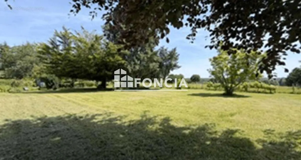 Aed - Charming Longère with Garden in Mansigne