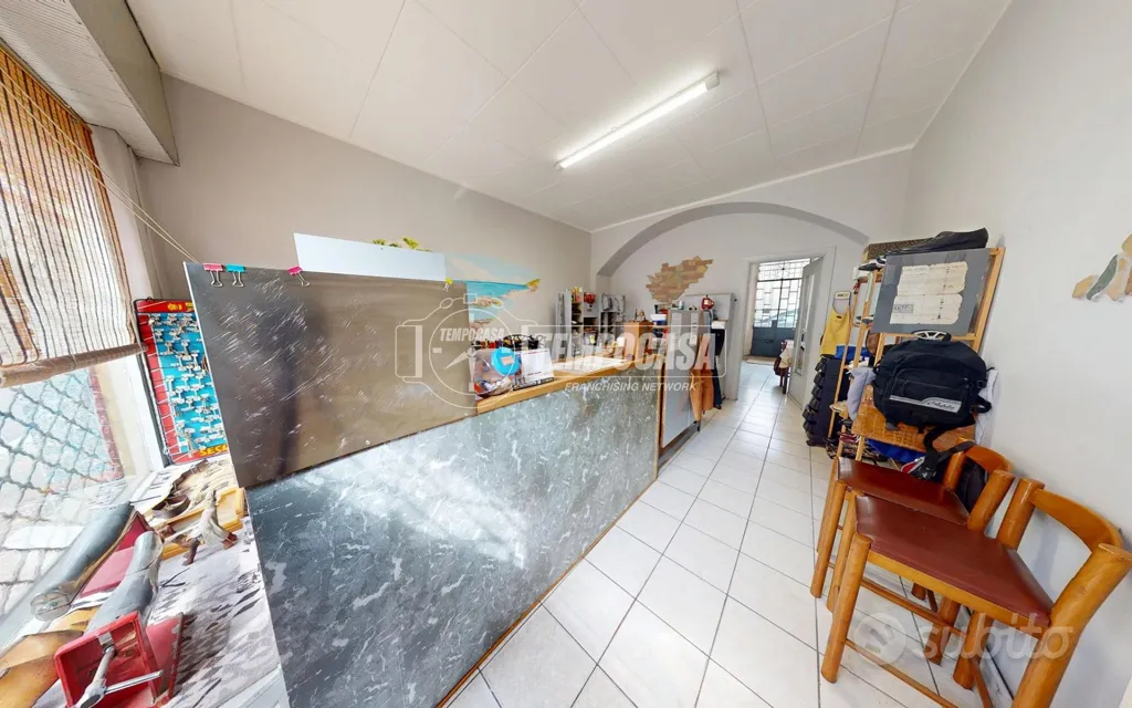 Toad - Commercial Space with High Footfall in Rovellasca