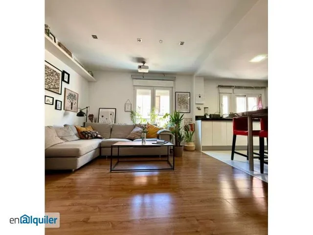 Séjour - Furnished Flat with Air Conditioning in Malasaña