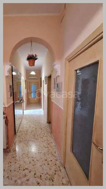 Entrée - Auction Apartment with Terraces in Capua