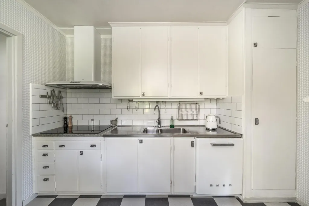 Cucina - Charming 1940s Villa with Garden in Sundby