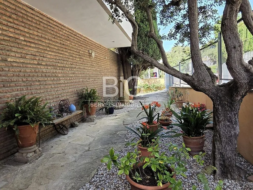 Aed - Chalet with Pool and Terrace in Mataró