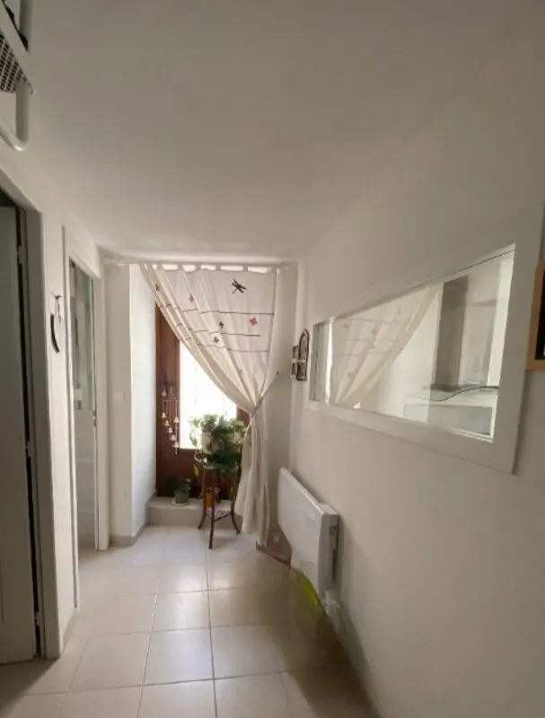 Entrée - Maison avec Grange à Charras