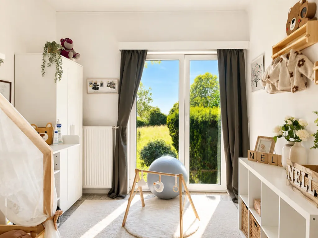 Magamistoad - Spacious Ground Floor Apartment with Terrace in Blegny