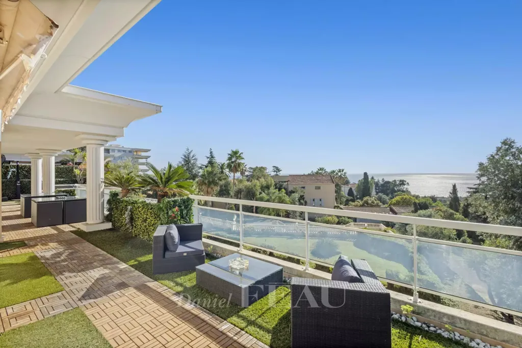Terrass - Luxury Flat with Sea View in Cannes