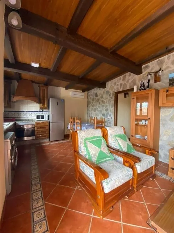Elutuba - 17-Room Chalet with Pool in Formentera