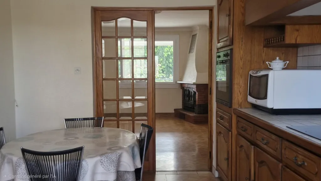 Kitchen - Family House with Garden in Castres