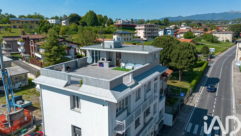 Vue aérienne - Luxury Penthouse with Terraces in Cantù