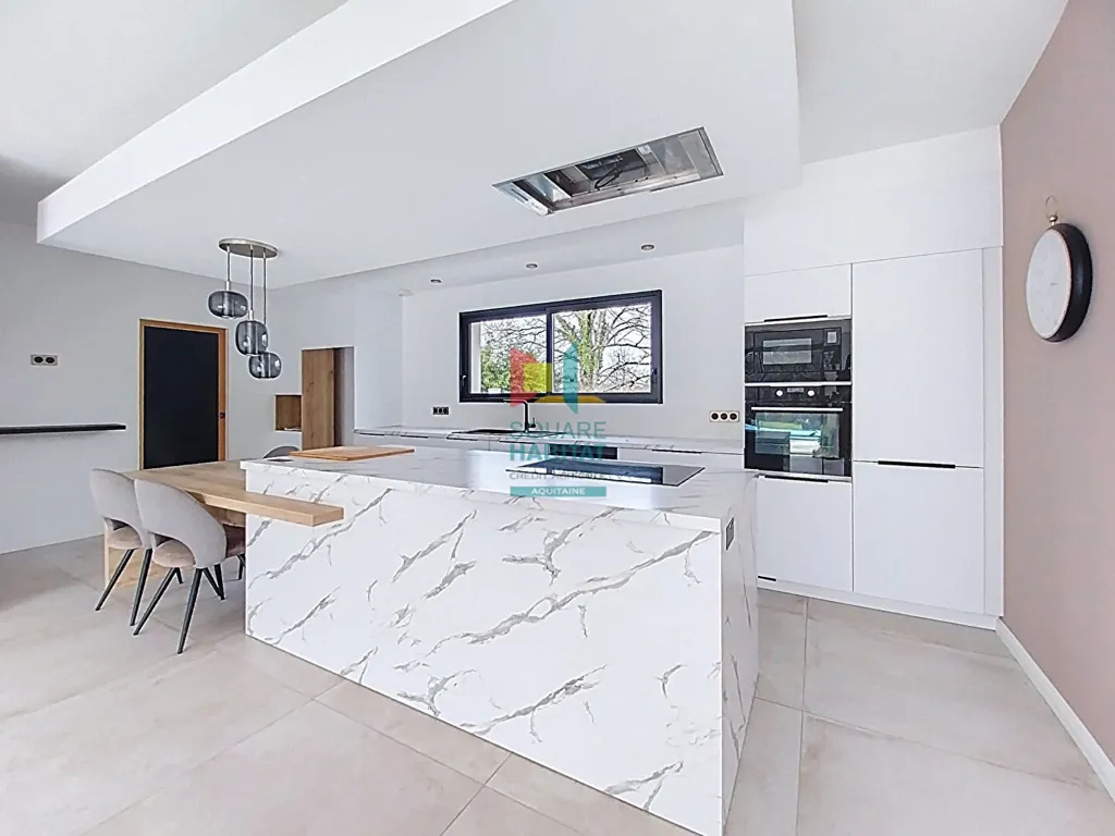 Köök - Contemporary Villa with Pool near Créon