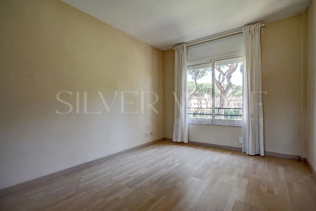 Pièces - Terraced House with Pool in Gavà Mar