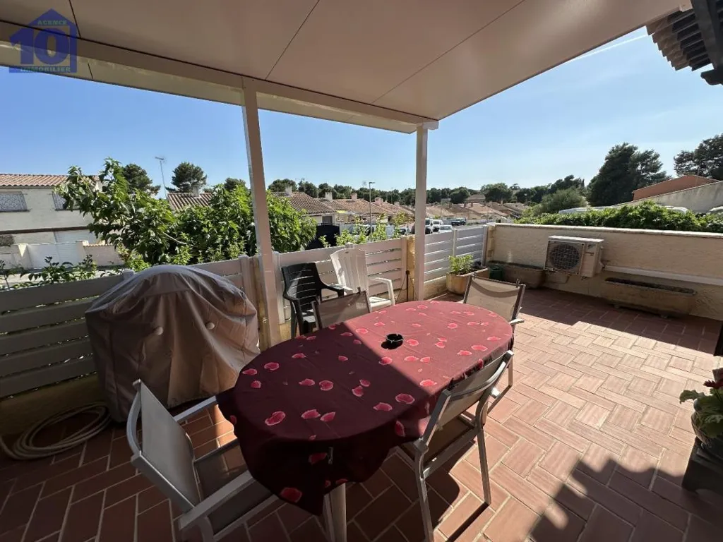 Terrace - House with Garden near Béziers Centre