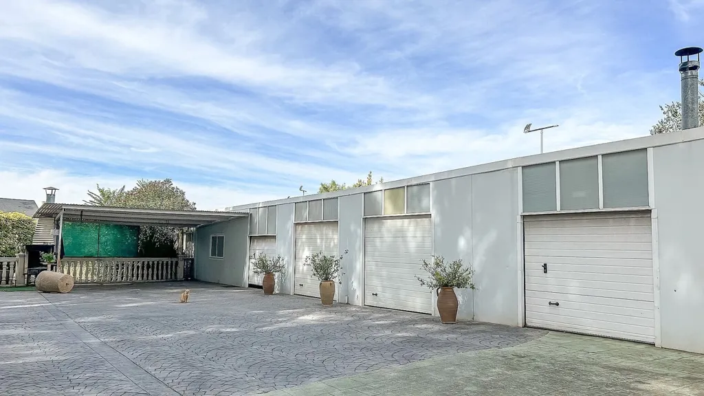 Esterno - Villa with Pool and Views in Yecla