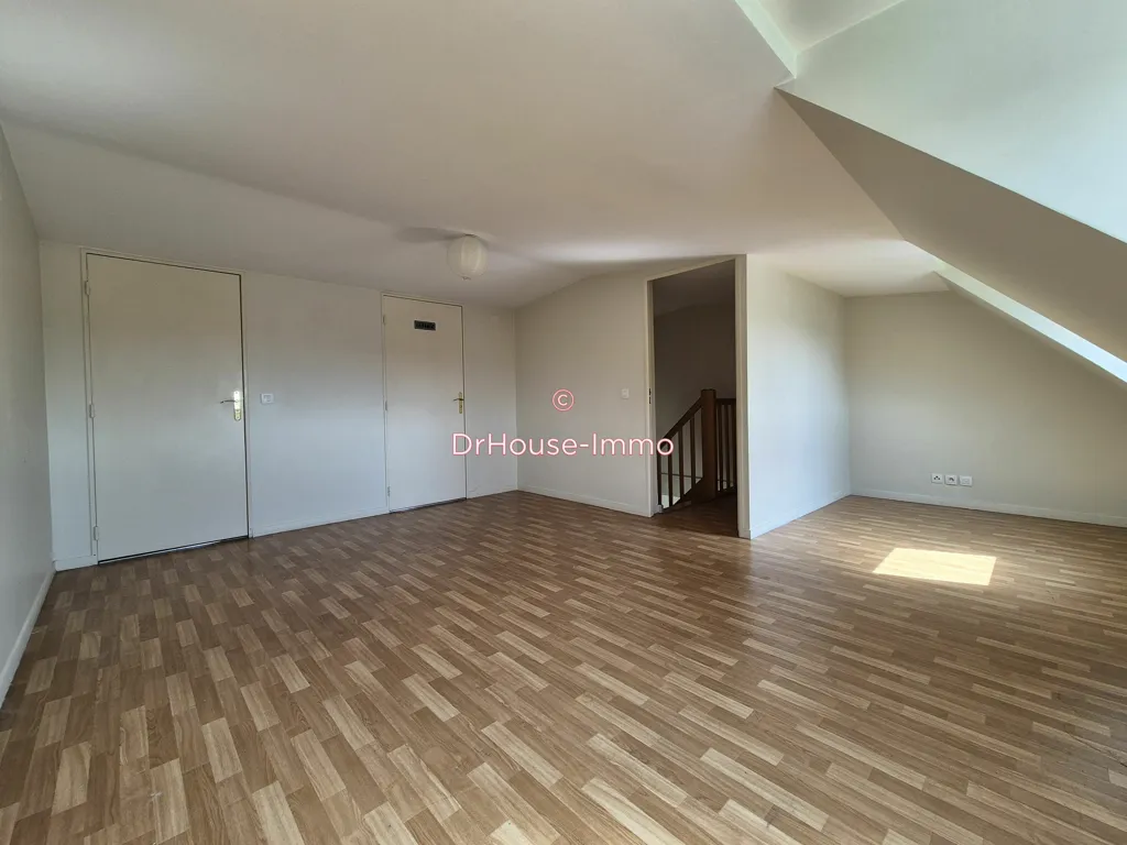 Pièces - Appartement Duplex avec Terrasse en Centre-Ville