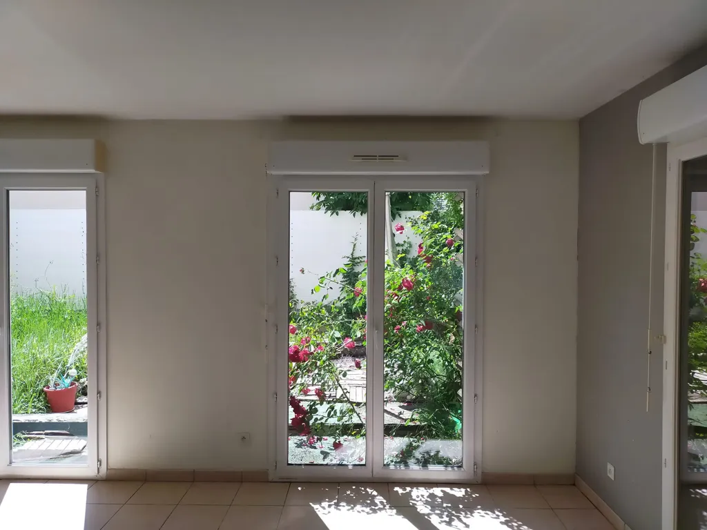 Elutuba - City House with Garden in Troyes