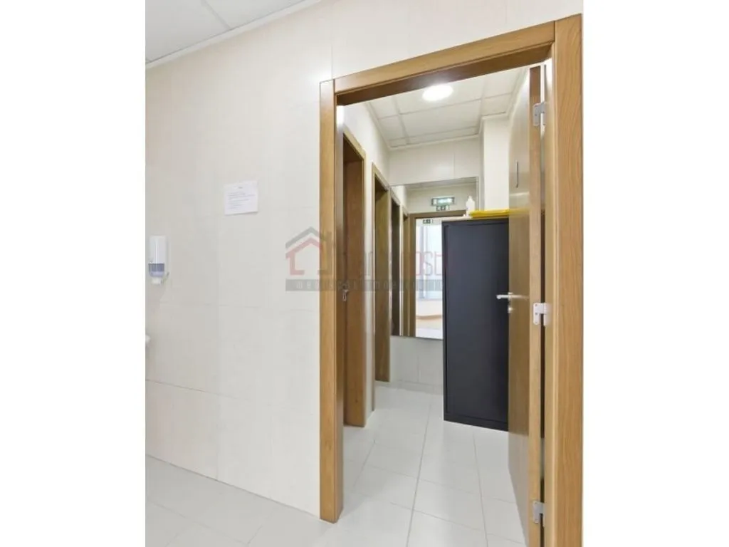 hallway_entrance