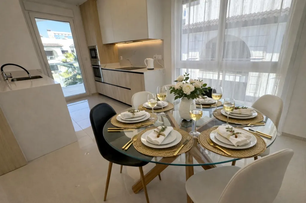 Söögituba - Modern Apartment with Rooftop Solarium in Ciudad Quesada