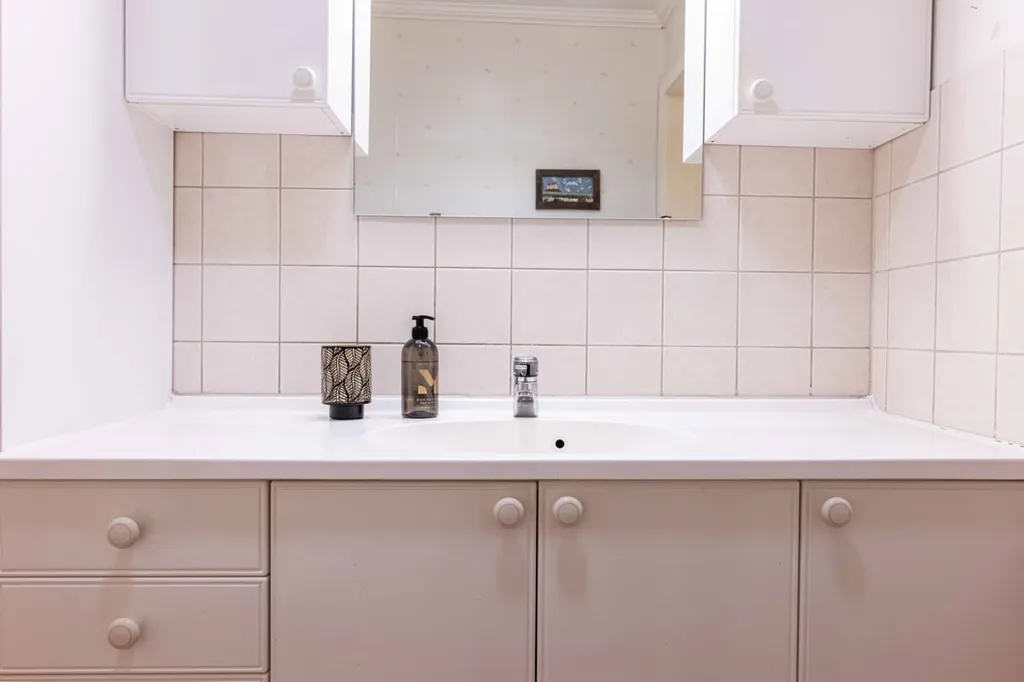 Bagni - Charming Farmhouse with Workshop in Nyhem