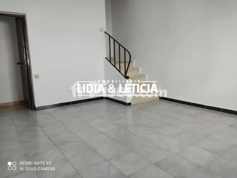 Séjour - Maison 4 chambres à ES