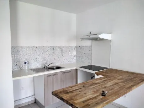 Cuisine - Appartement T2 avec Terrasse à Avignon