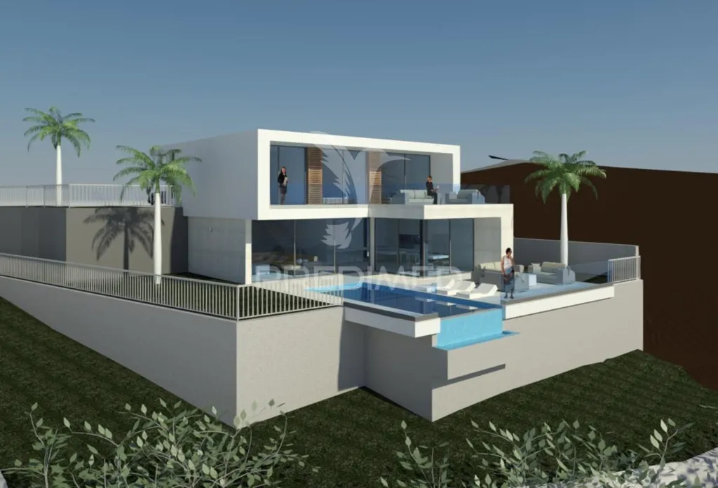 3-Bedroom Villa with Pool in Calheta, Madeira