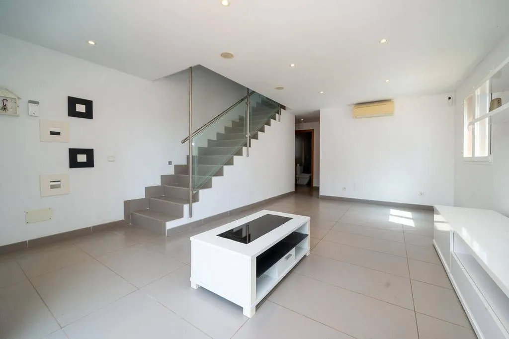 Elutuba - Luxury Semidetached House with Sea View in Portocolom