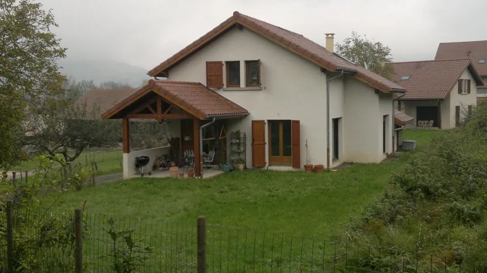 Extérieur - Villa Récemment Construite avec Cuisine Ouverte à Villeneuve d'Uriage