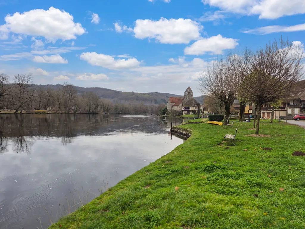 Maison 2 Chambres avec Garage au Bord de la Dordogne à Beaulieu-sur-Dordogne