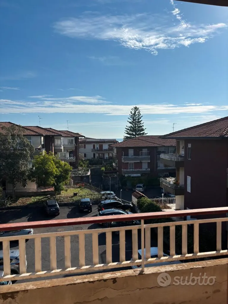 Rõdu - Bright Apartment with Sea View in Scogliera