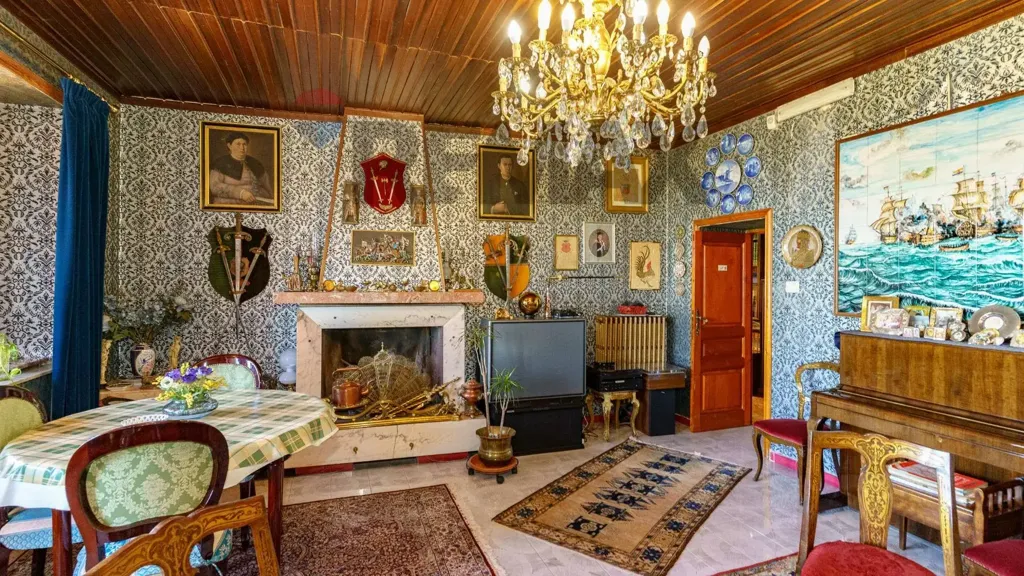 Salle à manger - Villa with Panoramic Pool in Biancavilla