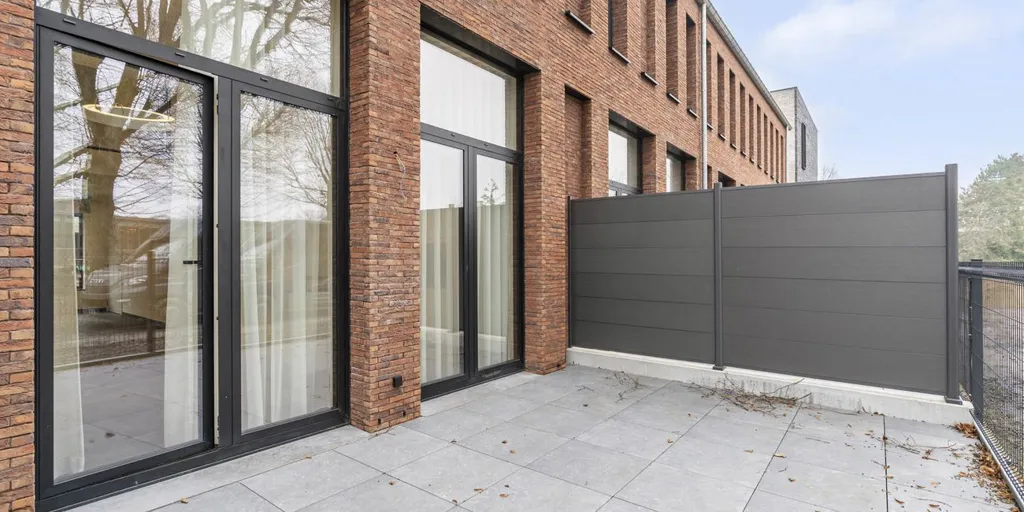 Balcon - Nouvelle Construction avec Terrasse Privée à Genk