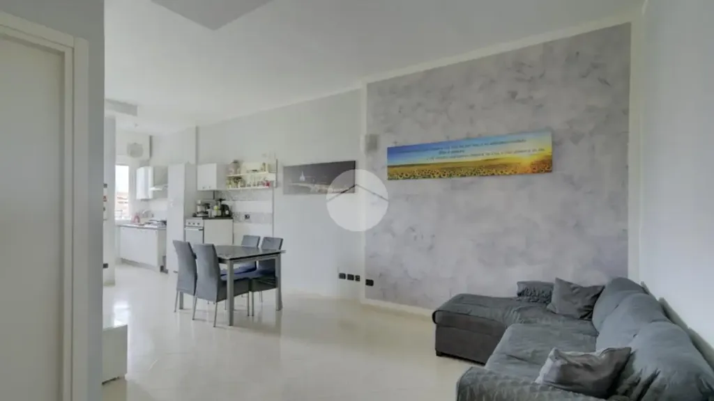 Séjour - Energy-Efficient Apartment with Balcony in Piossasco