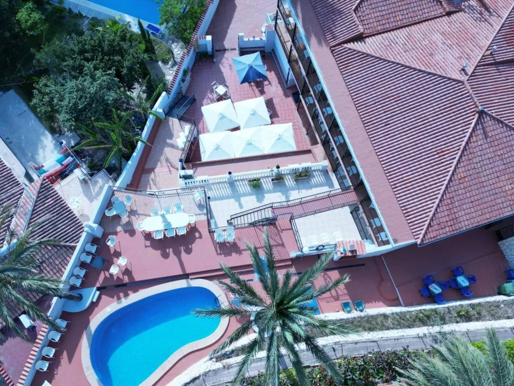 Vista aerea - 27-Room Hotel with Sea View in Altea
