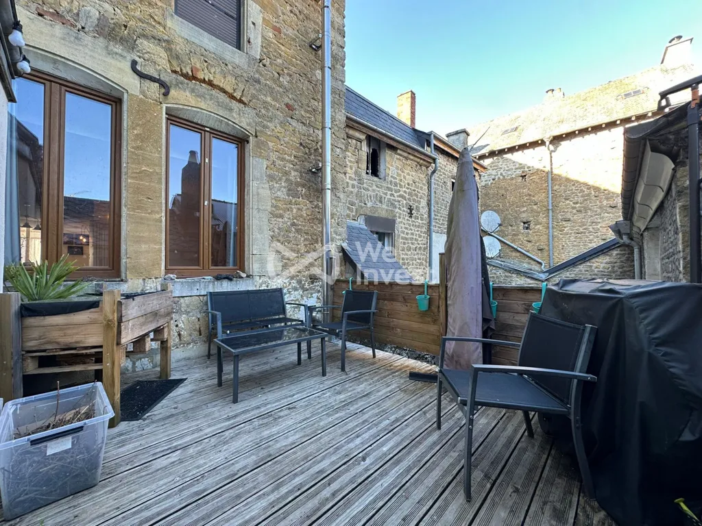Terrasse - Maison de Caractère en Centre-Ville à Mouzon