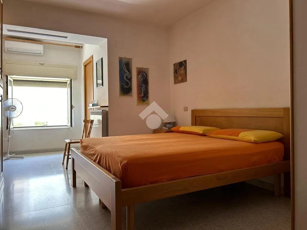 Camere da letto - Independent Two-Unit Building in Grottaglie