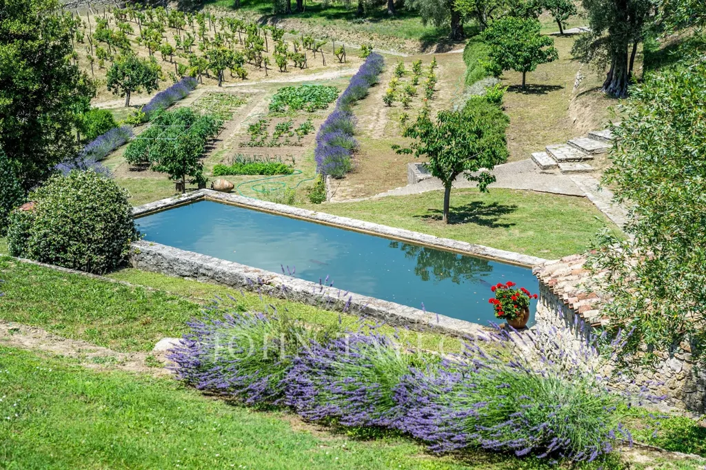 Piscine - Bastide Luxueuse avec Piscine à Grasse
