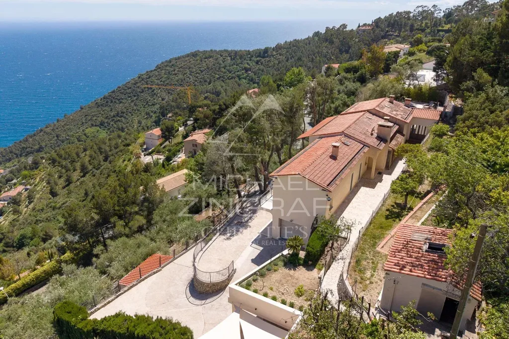 Vista aerea - New Villa with Sea View in Èze