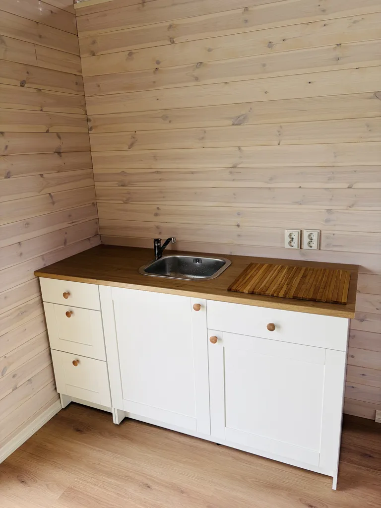 Kitchen - Modern Cabin with Terraces near Peraküla
