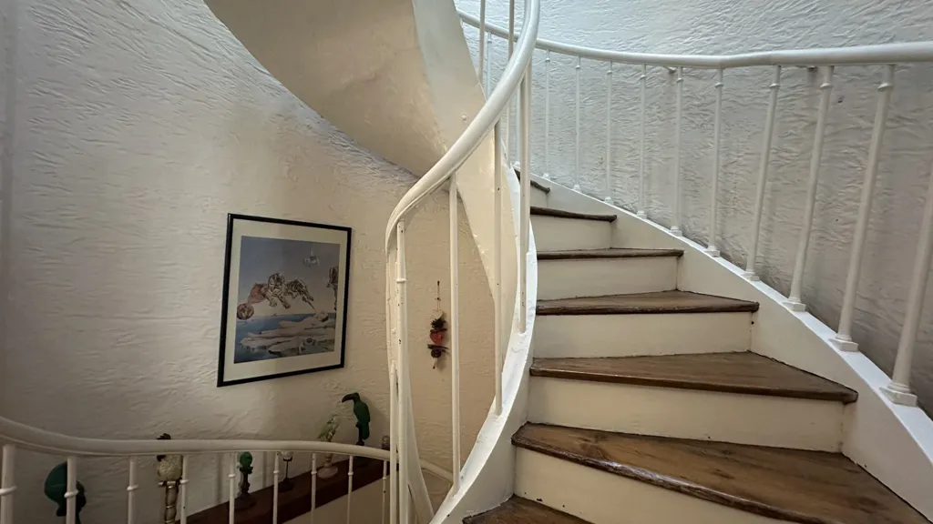 Toad - Renovated Duplex with Patio in Rochefort