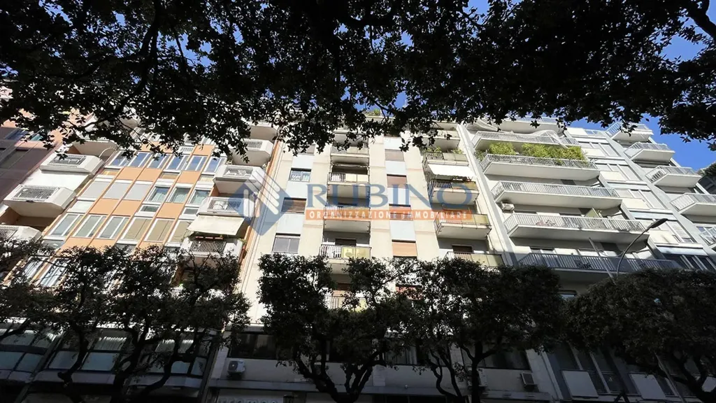 Välivaade - Apartment with Balcony in Bari's Murat Zone