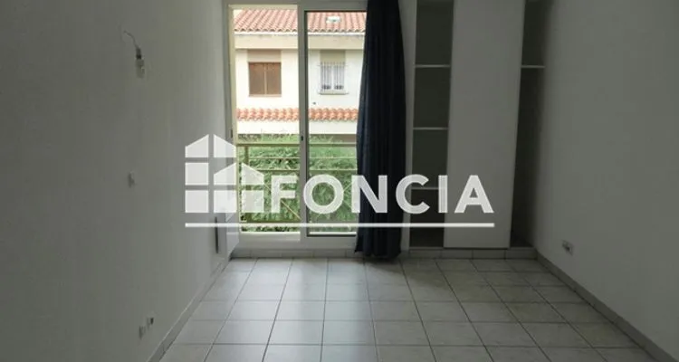 Toad - Studio with Balcony in Perpignan