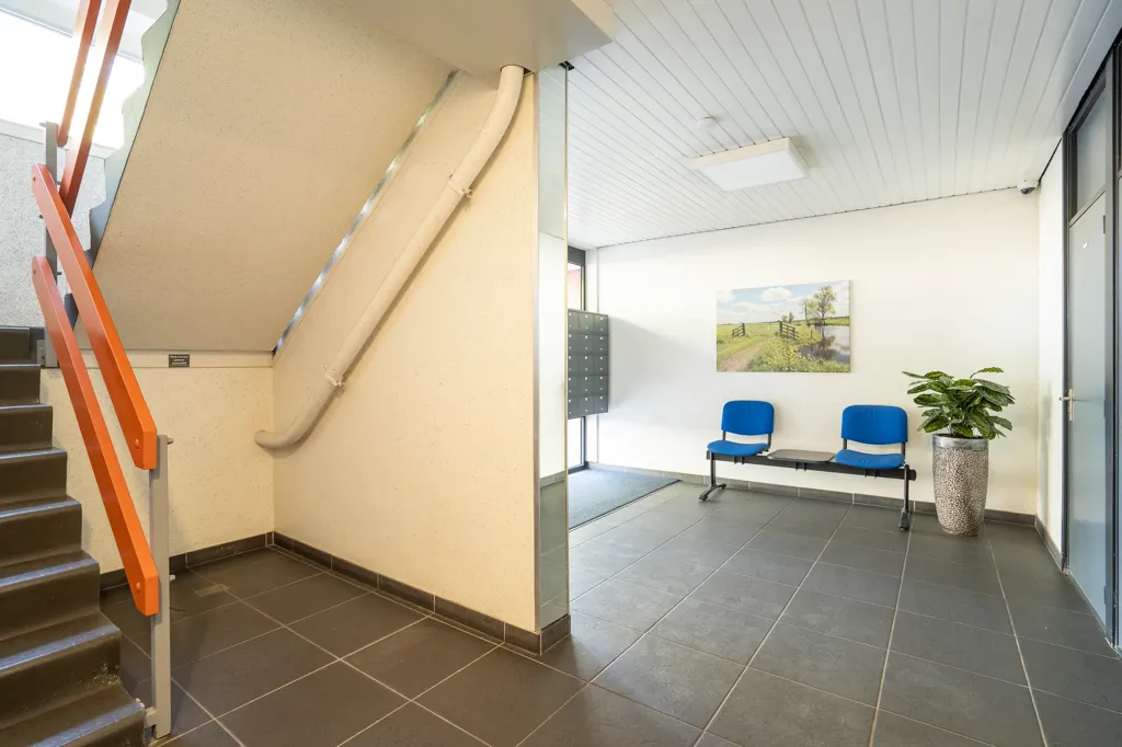 Esik - Apartment with Balcony and Views in Papendrecht