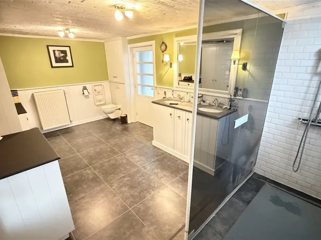 Salles de bain - Maison avec Bureau à Goeferdinge, Près de Geraardsbergen