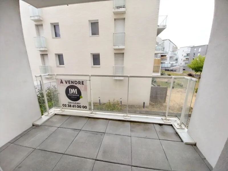 Balcon - Appartement 2 Pièces avec Balcon à Orléans