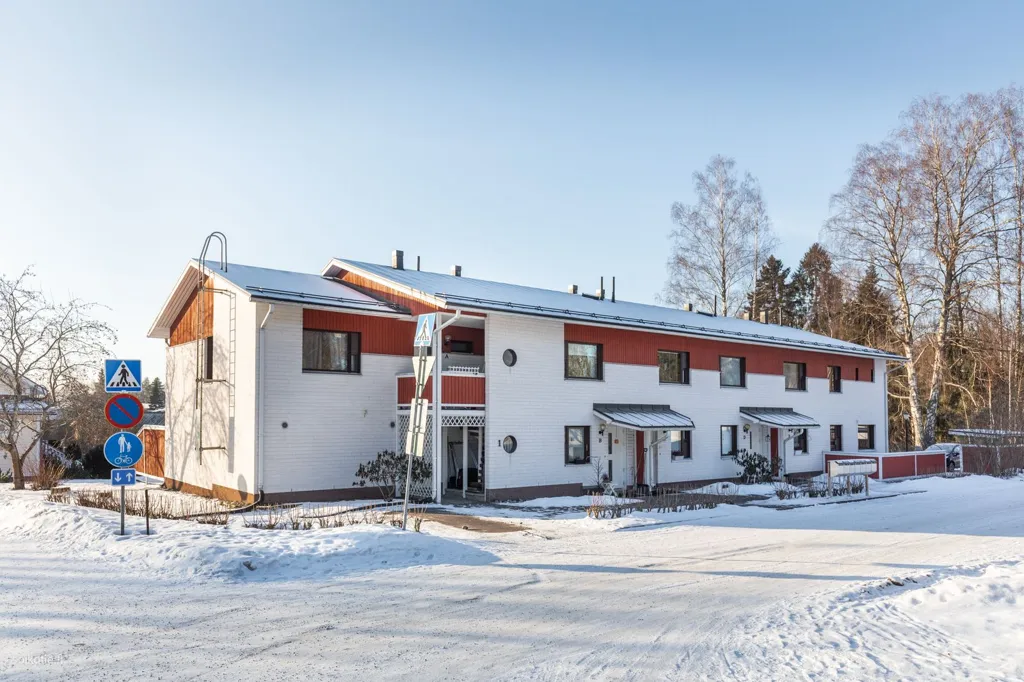 Välivaade - Terraced House with Balcony in Pyhätön, Heinola