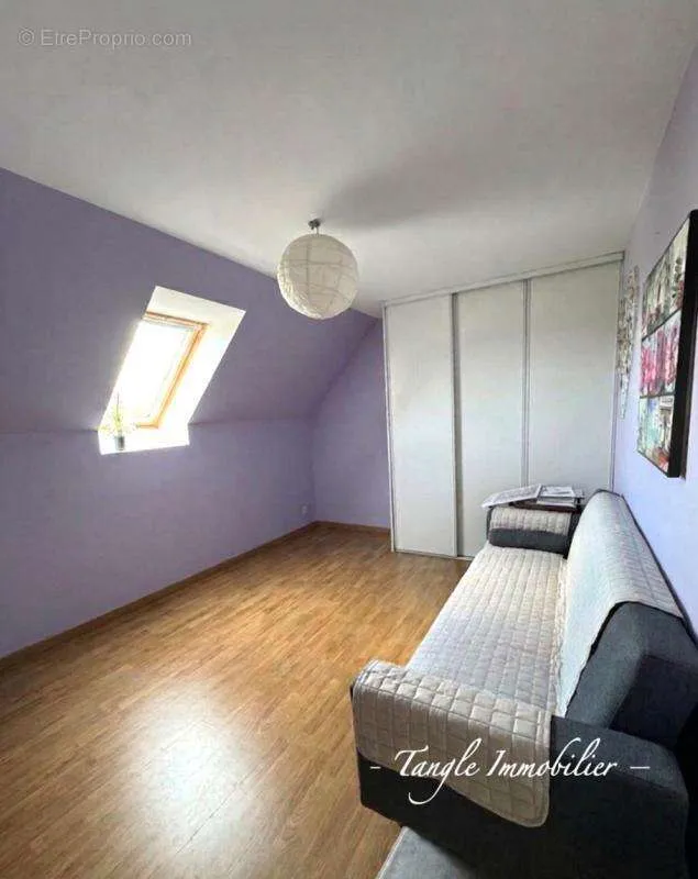 Chambres - Maison Individuelle avec Jardin à Wattrelos