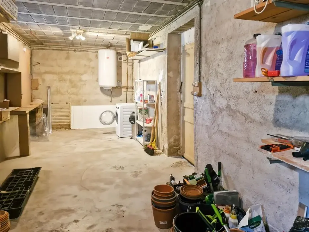 Pesuköök - Two-Appartment House with Garden in Forcalquier