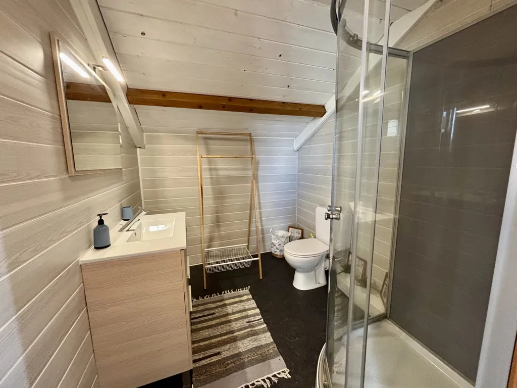 Vannitoad - Holiday Cottages with Pool in Haute-Loire