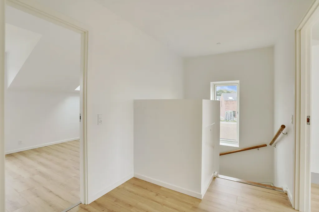 Pièces - Modern Terraced House with Parking in Lejre