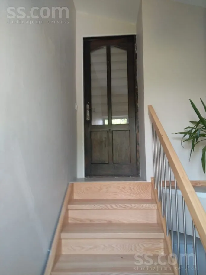 Toad - Modern 4-Bedroom Duplex with Private Garden in Tukums
